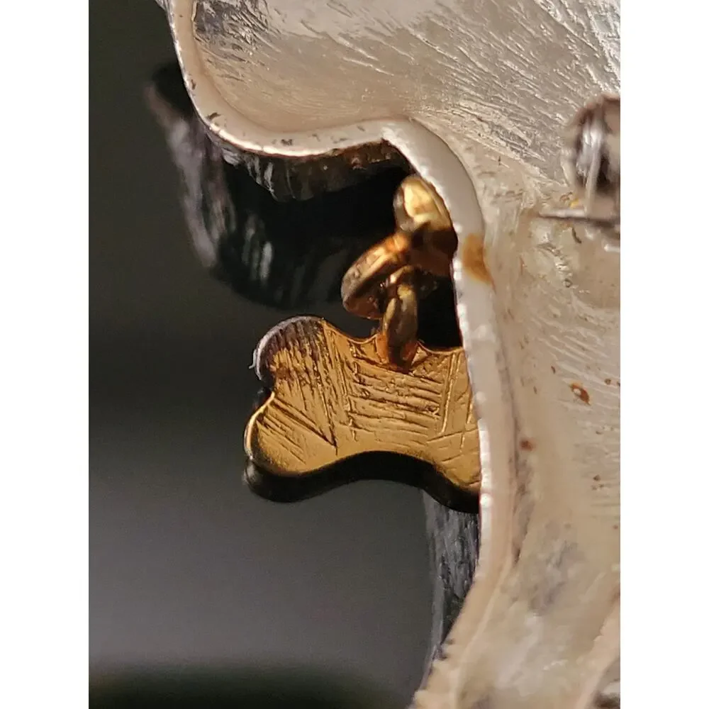 Terrier Scotty Dog Brooch Pin Silver Color Gold Trim Rhinestones Dog‎ Collar Eye
